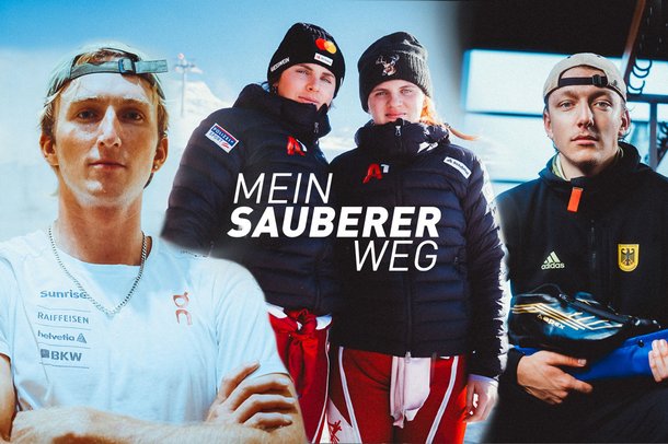 Vier junge Wintersportlerinnen und Wintersportler in Sportbekleidung stehen vor einer alpinen Bergkulisse, mittig der Schriftzug „Mein sauberer Weg“.